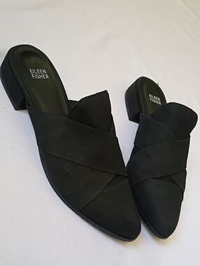 EILEEN FISHER Black Leather Crisscross Mule